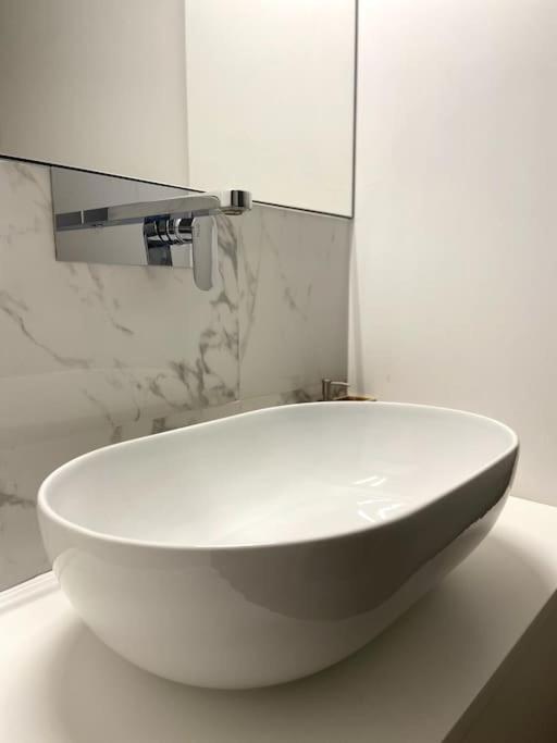 Apartmán La Casa Bianca Milán Exteriér fotografie